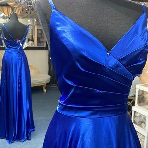 Beautiful silky Satin Royal Blue dress size L